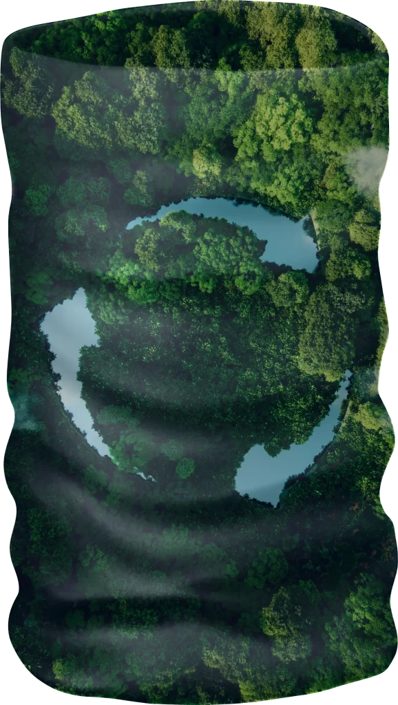 tour de cou avec symbole recyclage dans foret